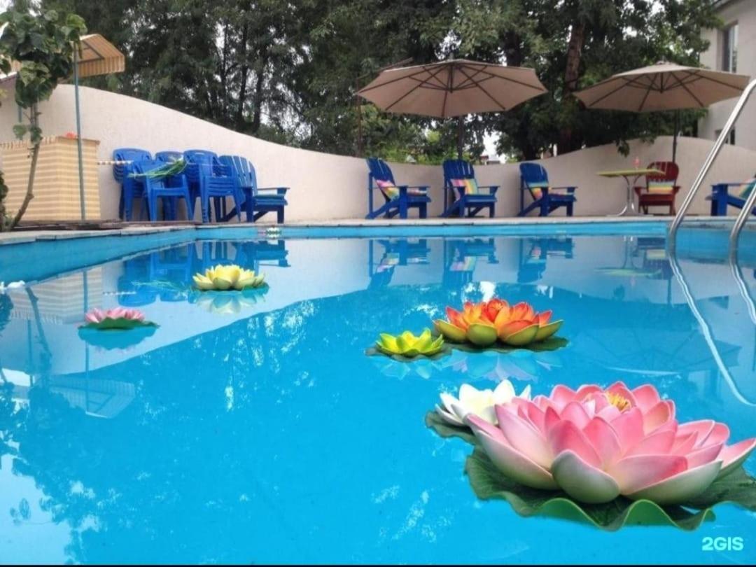 Hotel Strelets Biškek Exteriér fotografie